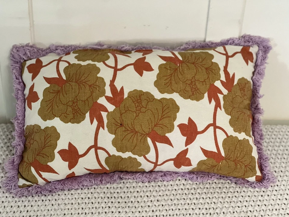 Almohada Thomas Paul cosida a mano  Foto 1 de 2