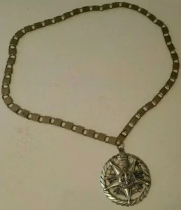 1970s vtg metal necklace star castle tower fleur lis 14" square Chain  - Picture 1 of 8