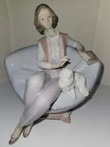 Lladro 6638 "A Quiet Evening" Woman w/ Cat Porcelain Sculpture Figurine Retired - Picture 1 of 10