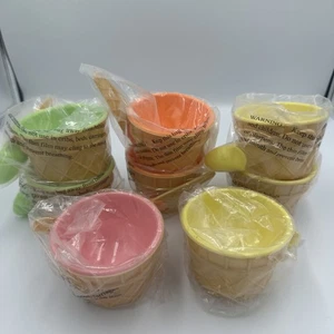 Waffle Cone Ice Cream Set - 8 Bowls and 8 Spoons - Ice Cream Party NEW - Picture 1 of 9