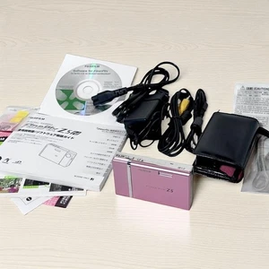 Fujifilm FinePix A900 Digital Camera 9MP Compact High Quality Japan Model - Picture 1 of 9