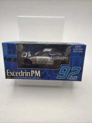 Coche fundido a presión Jimmie Johnson Excedrin PM 1/64 NASCAR #92 NUEVO EN CAJA Foto 1 de 2