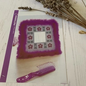 Cross Stitch Designs By Cross Stitch Magic. Photo Frame Design - Daisy - Picture 1 of 5