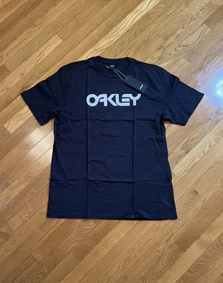 Oakley Men’s Black Logo Graphic T-Shirt Regular Fit Size S-XXL New With Tags - Image 1 of 4