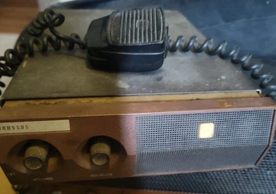 Radio bidireccional transceptor FM Johnson 30-50 MHz de colección 842-0507 con micrófono Foto 1 de 4