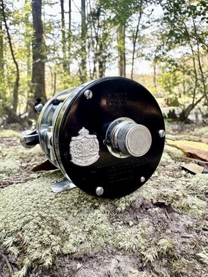 Carrete Abu Garcia Ambassadeur 5000C reparado profesionalmente y listo para usar Foto 1 de 4