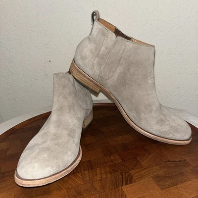 Bota Chelsea Kork-Ease para mujer Velma gamuza topo talla 9 Foto 1 de 4