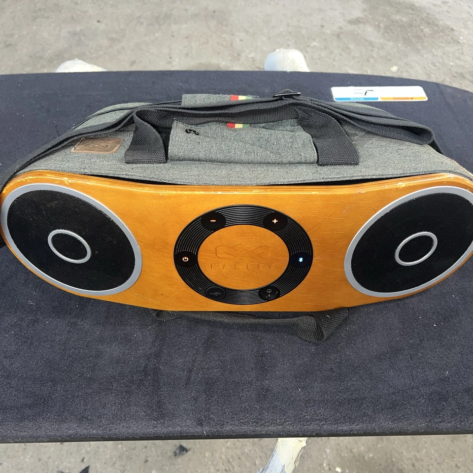 Boombox House of Marley сумка Riddim Bluetooth динамик с сумкой Aux и USB читать - Изображение 1 из 4