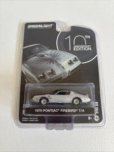 1/64 GREENLIGHT 1979 PONTIAC FIREBIRD TRANS AM 10TH ANNIVERSARY SILVER READ - Picture 1 of 7
