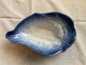 New without box oyster shell shaped candy relish dish white interior 7 3/4 x 4.5 - Picture 1 of 3
