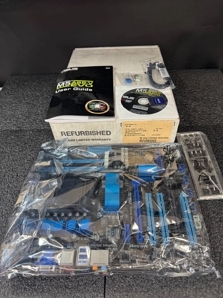 ASUS M5A88-V EVO AMD 880G Socket AM3+ SATA 6Gb/s HDMI ATX Motherboard - Image 1 of 4