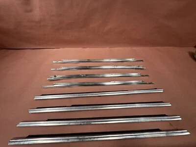 Juego de molduras cromadas para puertas interiores y exteriores BMW E28 533I FABRICANTE DE EQUIPOS ORIGINALES 112 K millas Foto 1 de 4