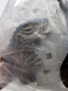 VINTAGE 2000 HARDEES CARLS JR GODZILLA LIZARD LAUNCHER NEU VERSIEGELT SELTEN. - Bild 1 von 5
