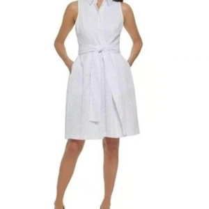 NWT Tommy Hilfiger Womens White Sleeveless Half Button Dress SIZE 4 - Picture 1 of 8