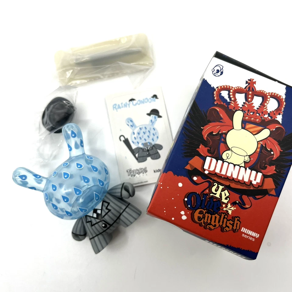 KIDROBOT DUNNY 3" TRICLOPS STUDIO YE OLDE ENGLISH RAINY LONDON. - Image 1 of 1