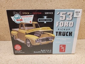 AMT/882 1953 FORD PICK UP 3 IN 1 KIT 1/25 Scale New Sealed - Bild 1 von 6