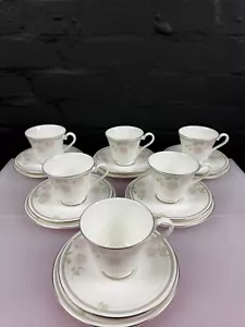 Juego de 6 platos laterales platillos tazas tríos de té Royal Doulton Twilight Rose H5096 - Imagen 1 de 6