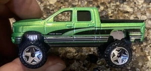 2006 Dodge Ram 1500 Hotwheels Die-Cast Lime Green - Bild 1 von 10