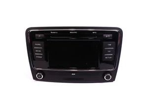 CD Autoradio Skoda Bolero Superb 3T 3T0035156 F MP3 + Radio Code *CD defekt - Bild 1 von 2
