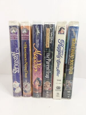 Lot of 6 Disney VHS Masterpiece Collection Homeward Happily Aladdin Hunchback... - Image 1 of 4