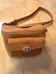 BREE Fanny Pack Wasit Body Sling Shoulder Bag Leather Brown USED Good Condition - Picture 1 of 3