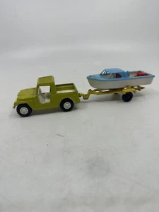 Tootsietoy toy Jeep and trailer vintage 1969 With Boat Complete Good Condition. - Picture 1 of 13