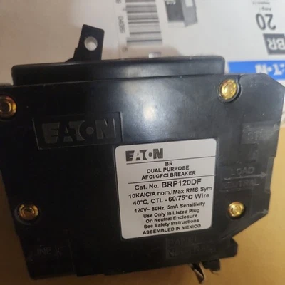 Disyuntor Eaton BRP120DF 120 20A de 1 polo 20 piezas Foto 1 de 3