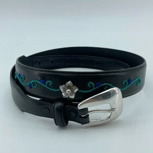 BRIGHTON Cinturón Cuero Negro Bordado Floral Plata Flor Concho Talla 30 NUEVO - Imagen 1 de 8