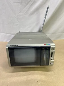 Vintage Toshiba Portable Color TV Model CA 045 Mfg. 1984 w/ Power Cable Works - Picture 1 of 12