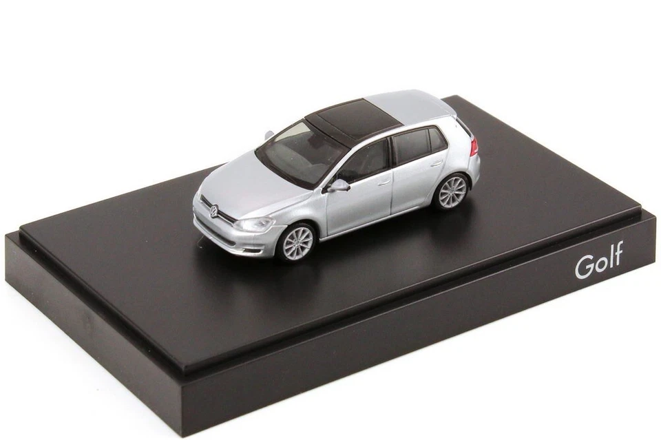 VW GOLF 5G VII 7 GT HIGHLINE REFLEX СЕРЕБРО 5 ДВЕРИ 1:87 RIETZE (ДИЛЕР МОДЕЛЬ) - Изображение 1 из 1
