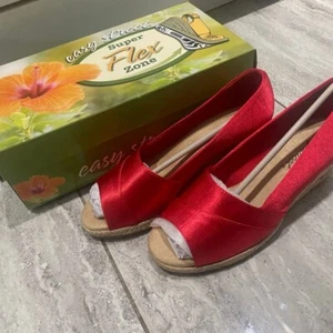 NEW Easy Street Jasper Super Flex Wedge Red Thai Silk Sandal’s Women’s Size 7 - Picture 1 of 9