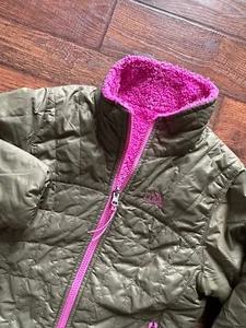 LL Bean Girls Mountain Reversible Jacket Size L (14-16) Quilted Nylon Green/pink - Picture 1 of 16