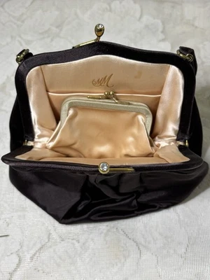 Bolsa de mão vintage Morris Moskowitz berinjela cetim com bolsa de moedas correspondente década de 1950’ - Imagem 1 de 4