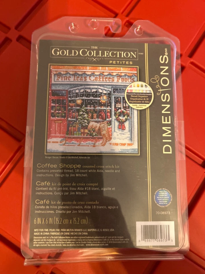 Dimensions Gold Collection 小号计数十字绣套装咖啡店 6"X6" — 第 1/1 张图片