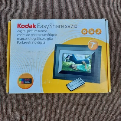 Kodak Digital Picture Frame - 32MB Card and Remote - Image 1 of 4