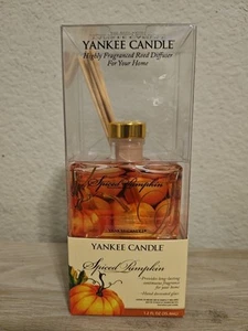 NEW Yankee Candle Spiced Pumpkin Reed Diffuser Decorated Glass w/ 10 Reeds - Picture 1 of 5