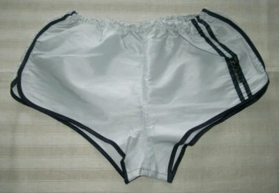 SILBERGRAUE SPRINTERHOSE - SPORTHOSE - VINTAGE - T.M.BOUTIQUE - WIE NEU - GR. 48 - Bild 1 von 3