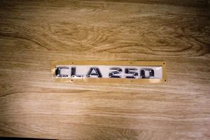 PLACA MODELO MERCEDES BENZ A 1178171215 CLA 250 - Imagen 1 de 2