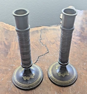 Vintage Bronze Brass Candlesticks Design At Base 7.5" Tall  Set Of 2 - Picture 1 of 8