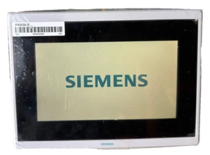 Siemens PXM30.E Touch Panel - Picture 1 of 9