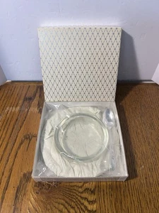 Piatto vintage Oneida argento piatto condimento e inserto caviale in vetro con cucchiaio - Foto 1 di 10