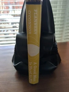 A Good Man is Hard to Find by FLANNERY O'CONNOR, 1955, Harcourt Brace, Hardcover - Picture 1 of 16