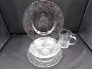 4 Pc Set Vintage USA Holiday Christmas Holly Tree Embossed Plates Bowl Mug  K25 - Picture 1 of 11