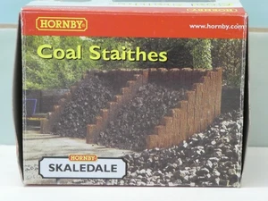 Hornby Skaledale R8603 Coal Staithes OO Gauge 1;76 Scale Boxed VGC - Picture 1 of 12