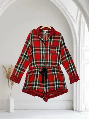 Mameluco Victoria’s Secret Dream para mujer talla grande rojo búfalo a cuadros $79 Foto 1 de 4