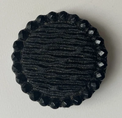 gros bouton ancien en verre noir ou jais pied laiton - diametre 32 mm - Photo 1/4