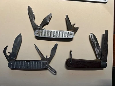 Lot Of 2 U.S Military Issue Pocket Knives and 1 Klein tool - Image 1 of 4