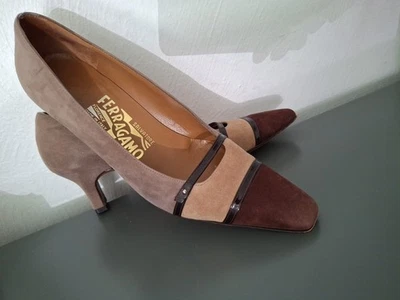 复古 Salvatore Ferragamo 3 色块低跟麂皮绒鞋 5.5-6.5 2A 🟤 Sq. 鞋头 — 第 1/4 张图片