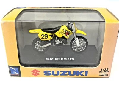 NIB New-Ray Suzuki RM125 Dirtbike/MX motorcycle 1:32 Diecast Model - Image 1 of 3
