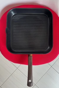 U 28x28cm Grillpfanne Antihaft Keramik alle Kochfelder Top Zustand - Bild 1 von 7